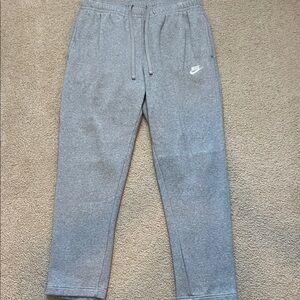Nike Heather Gray Joggers Nike.  Men’s large